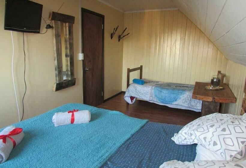 민박 La Llar Hostel