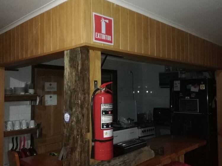 민박 La Llar Hostel