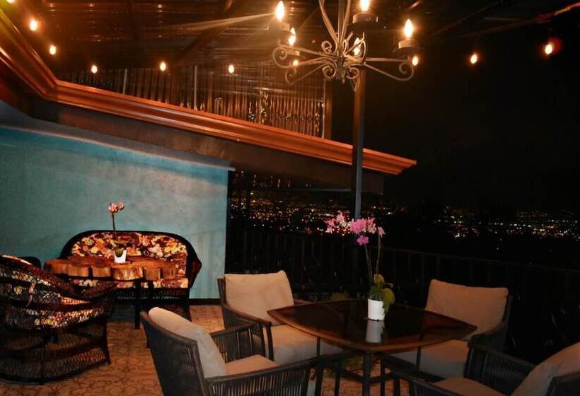 مبيت وإفطار Loma Tranquila