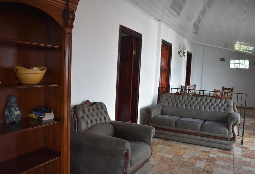 مبيت وإفطار Loma Tranquila