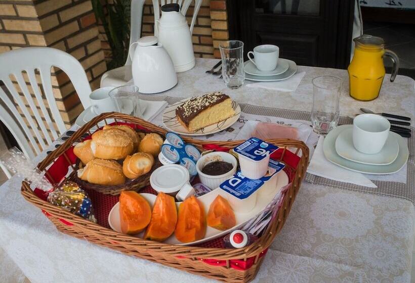 مبيت وإفطار Residencial Kalpas