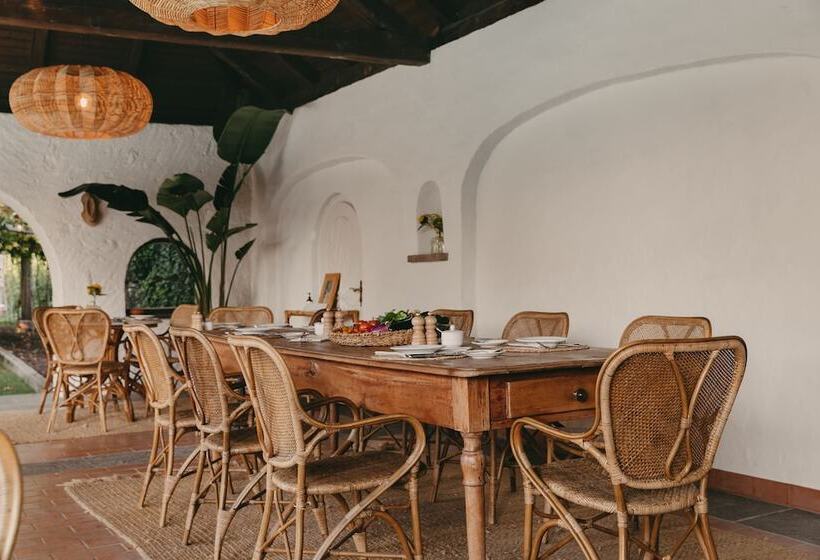 ベッドアンドブレックファースト Villa Arnica   Adults Only