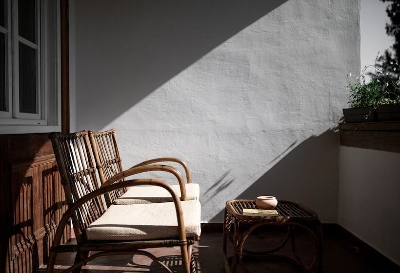 ベッドアンドブレックファースト Villa Arnica   Adults Only