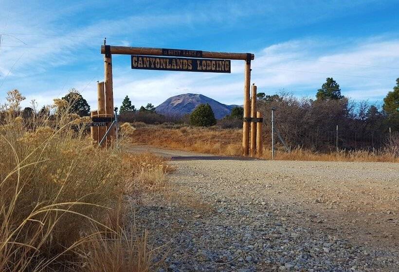 Canyon View Family Lodge