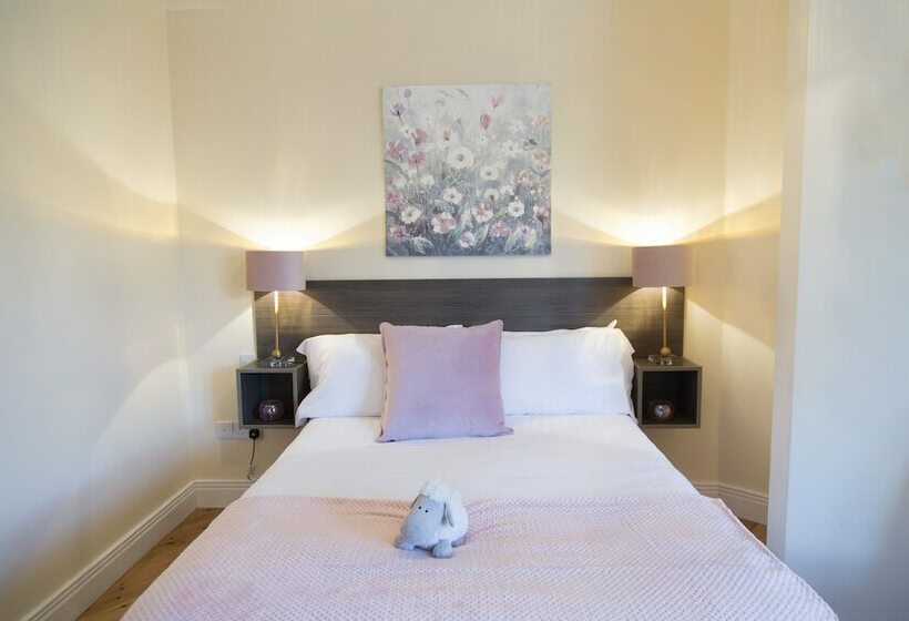 Caravogue House Bed & Breakfast