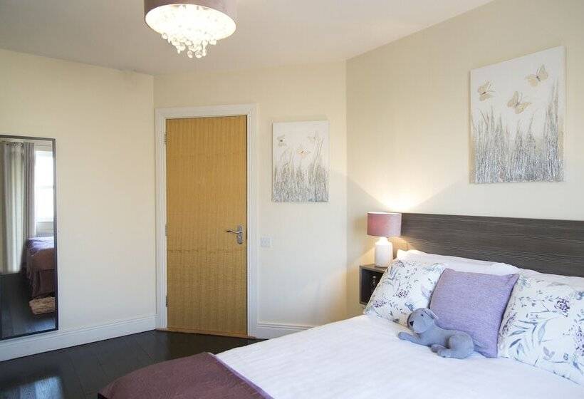 Caravogue House Bed & Breakfast