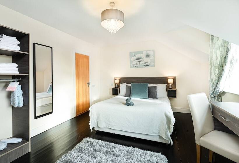 Caravogue House Bed & Breakfast