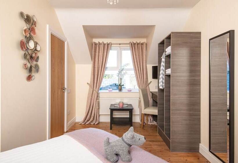 Caravogue House Bed & Breakfast