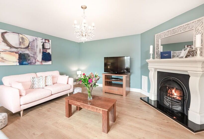 Caravogue House Bed & Breakfast