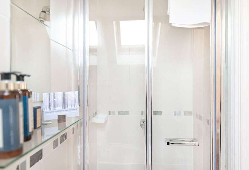 Caravogue House Bed & Breakfast