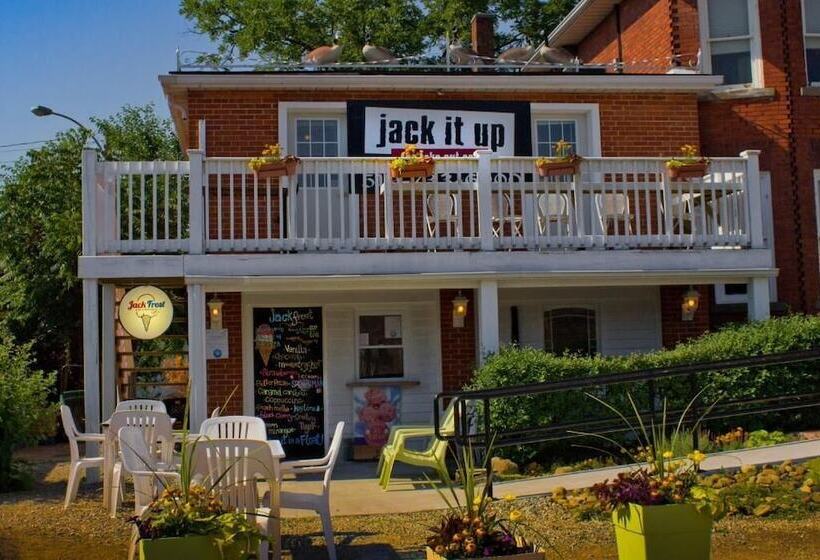 Distinctive Inns Of Kingsville Inn31