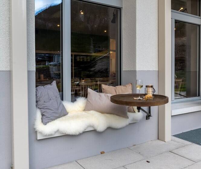 Emma S Hotel Bed & Breakfast Self Check In