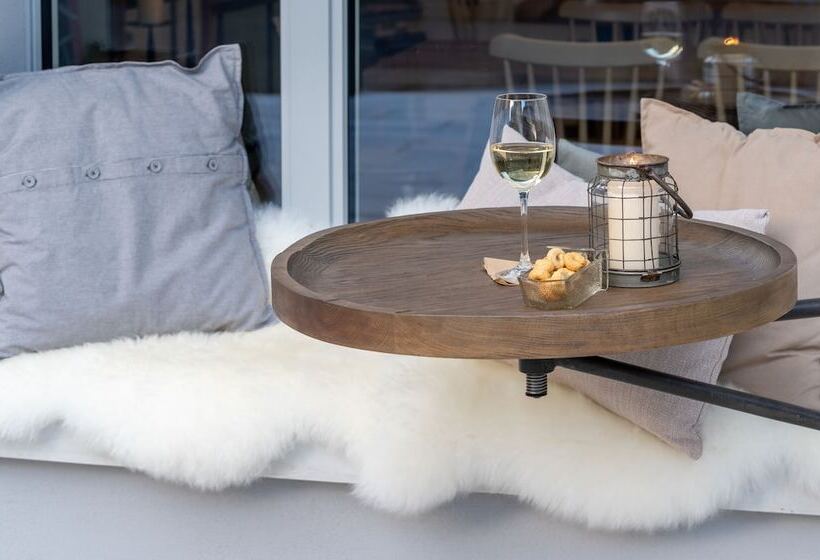 Emma S Hotel Bed & Breakfast Self Check In