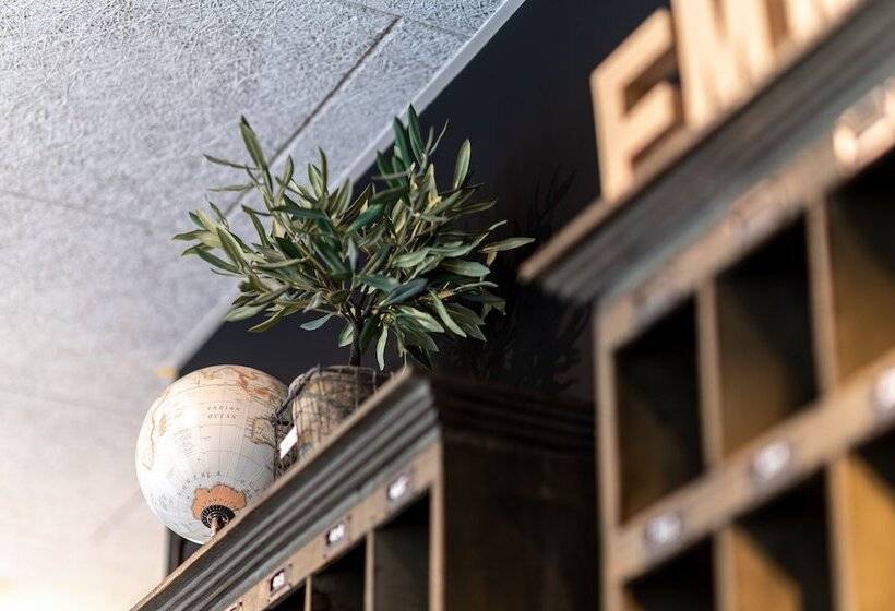 Emma S Hotel Bed & Breakfast Self Check In