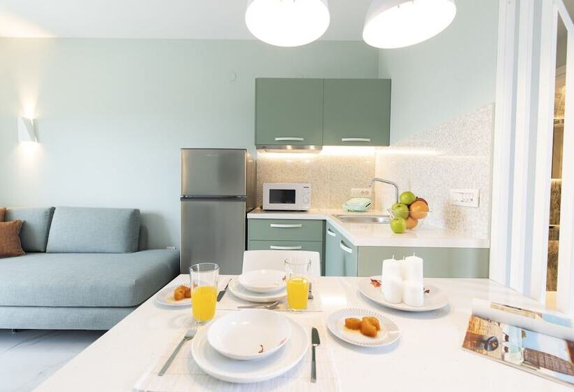 Frunze Luxury Apartments