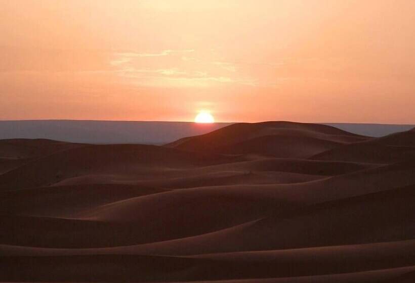 مسافرخانه Auberge Derkaoua