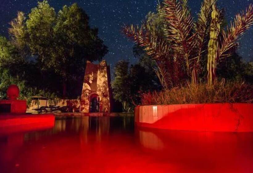 مسافرخانه Auberge Derkaoua