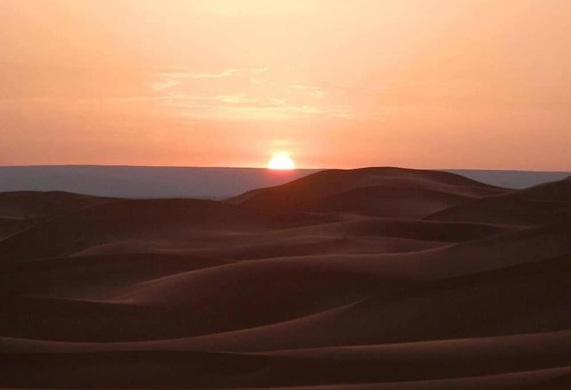 مسافرخانه Auberge Derkaoua