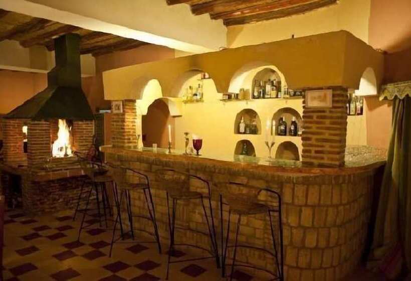 مسافرخانه Auberge Derkaoua