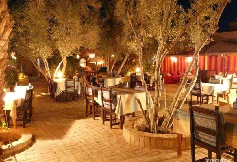 مسافرخانه Auberge Derkaoua