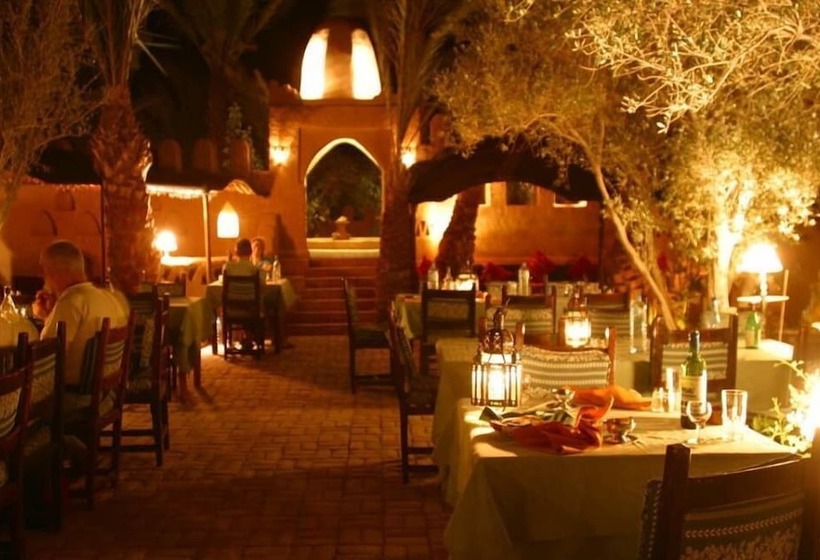 مسافرخانه Auberge Derkaoua