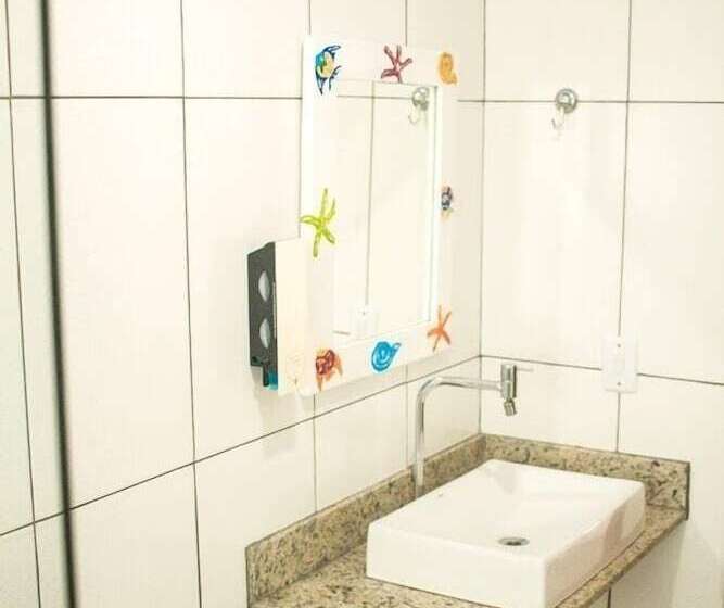 簡易ホテル Pousada Do Preto