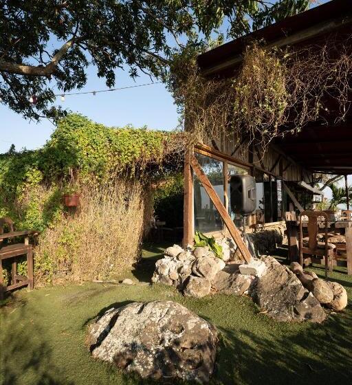 فندق فئة نجمة واحدة Punta Descartes