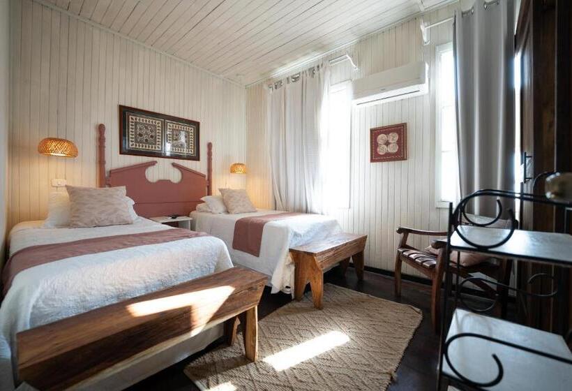 فندق فئة نجمة واحدة Punta Descartes