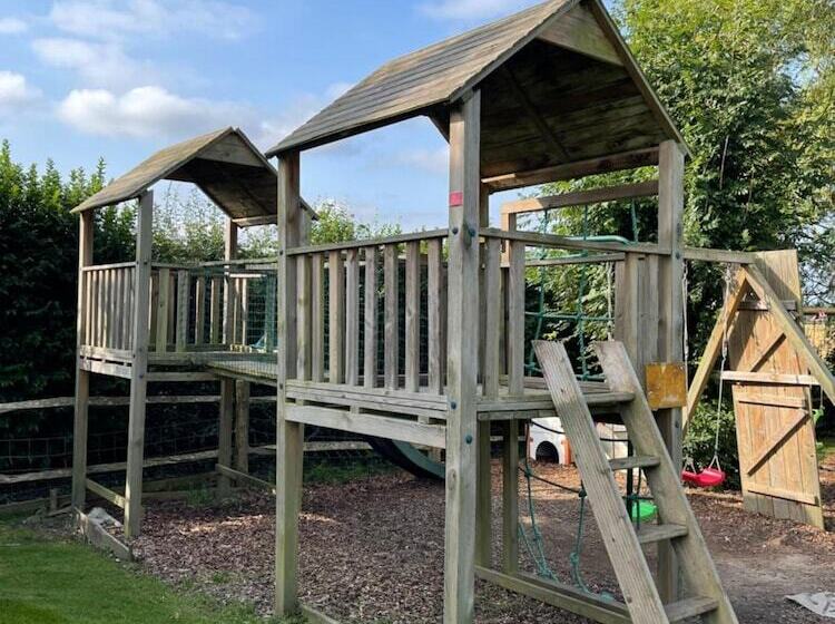 Хостел The White Hart