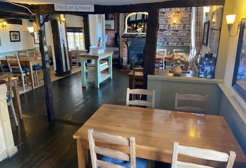 Хостел The White Hart