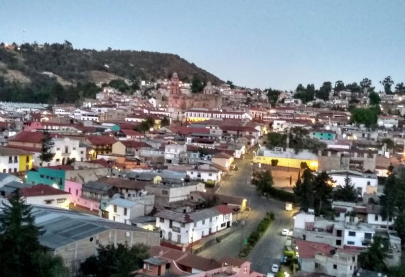 Отель And Restaurant Los Arcos