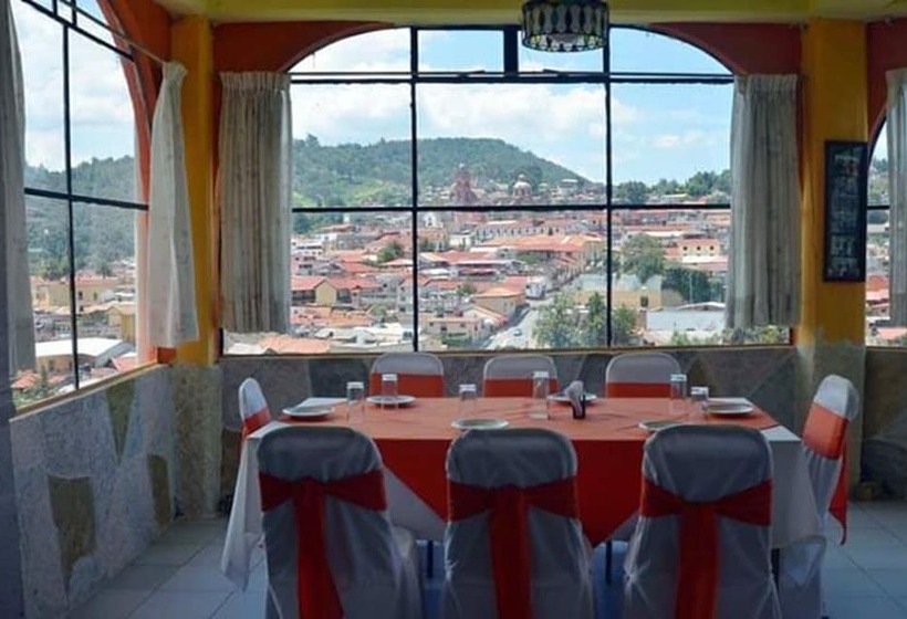 فندق And Restaurant Los Arcos