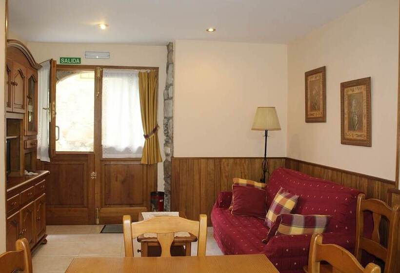 فندق Apartamentos La Lula