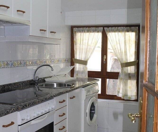 فندق Apartamentos La Lula