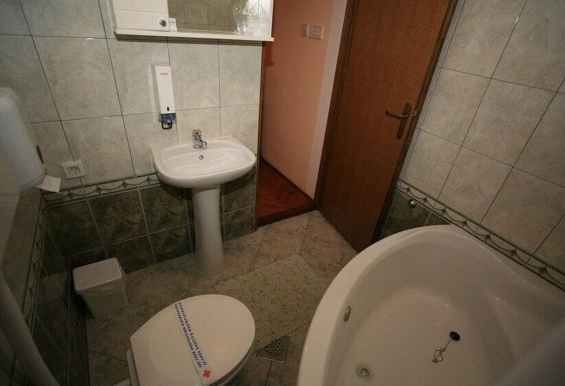 فندق Apartments Vrata Baranje