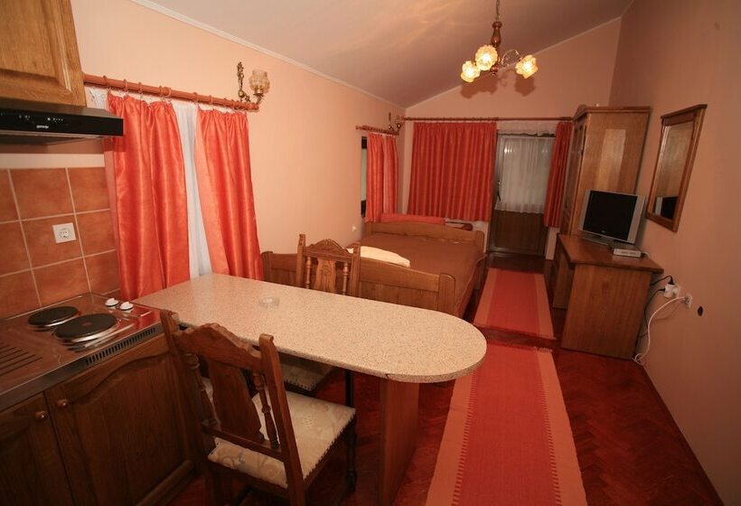 فندق Apartments Vrata Baranje