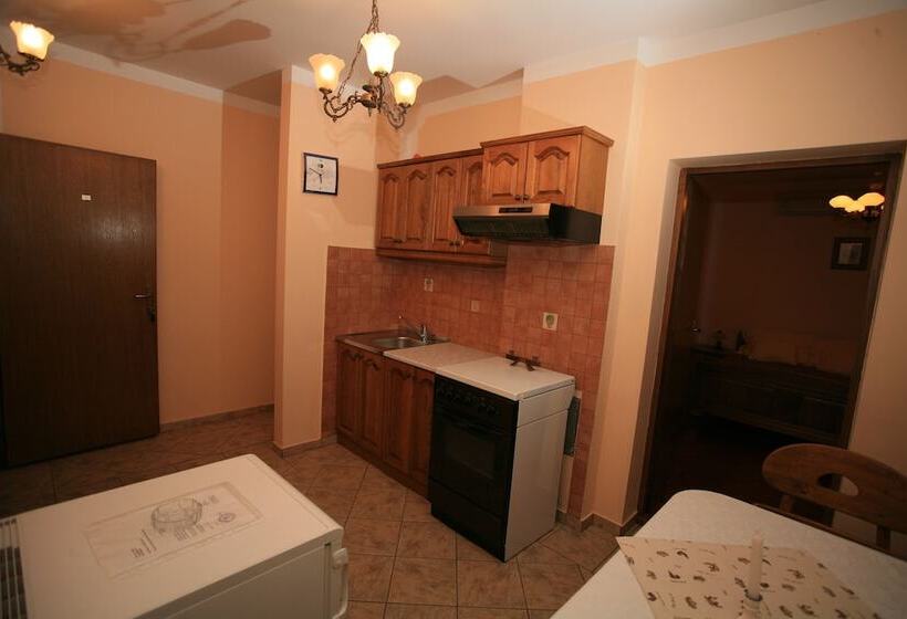 فندق Apartments Vrata Baranje