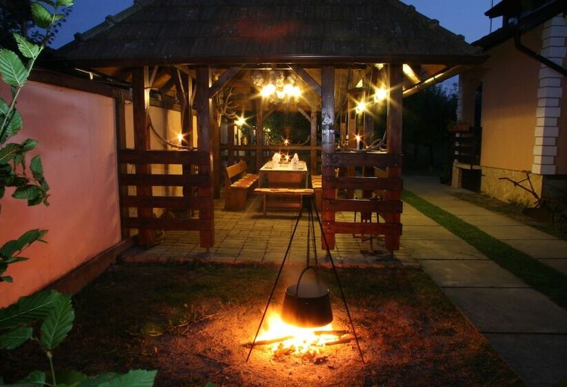 فندق Apartments Vrata Baranje