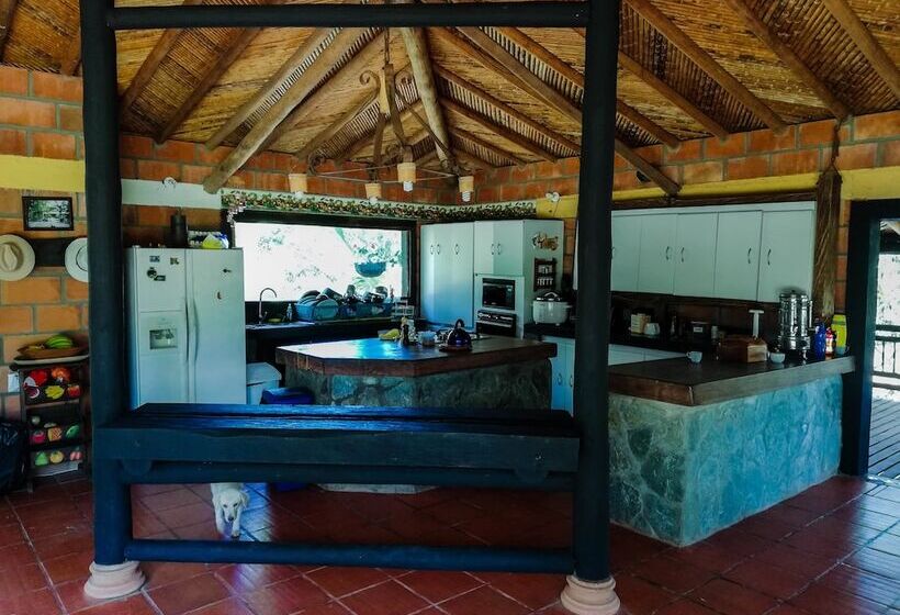 בית מלון כפרי Aqua Ecolodge