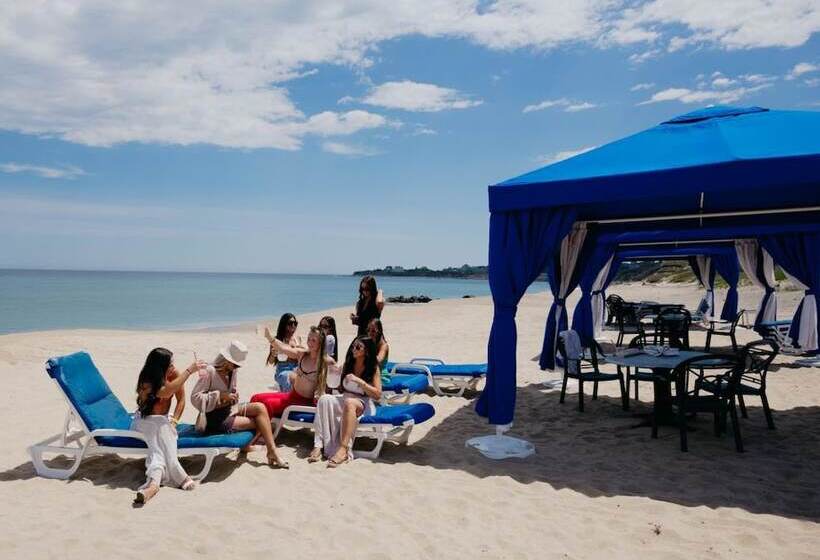 فندق Ballard S Beach Resort