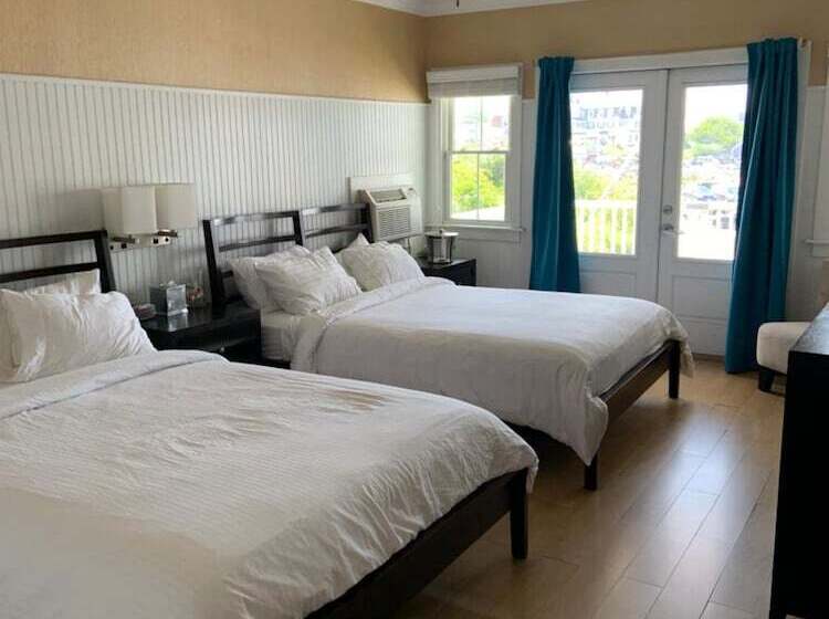 فندق Ballard S Beach Resort