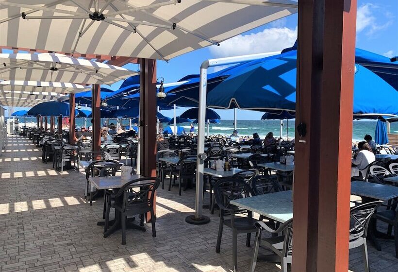 فندق Ballard S Beach Resort