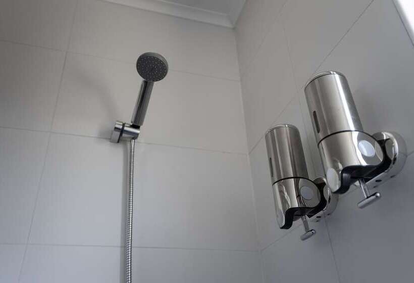 בית מלון כפרי Boutique Restaurant Kran Kreen