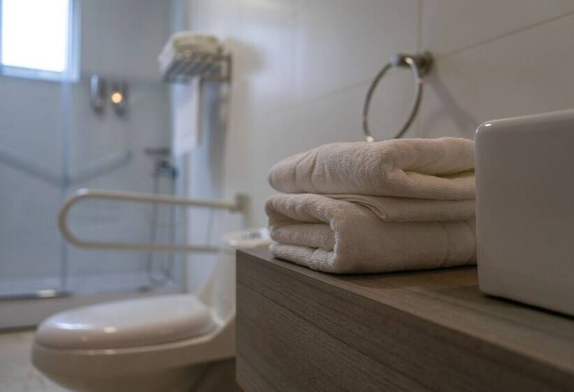 בית מלון כפרי Boutique Restaurant Kran Kreen