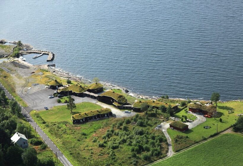 בית מלון כפרי Brekkestranda Fjord