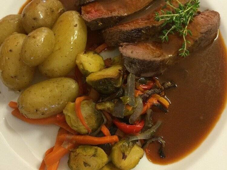 בית מלון כפרי Brekkestranda Fjord