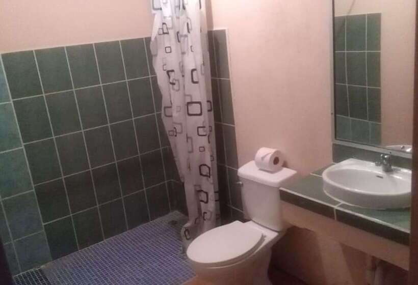 فندق Cabinas Naomy