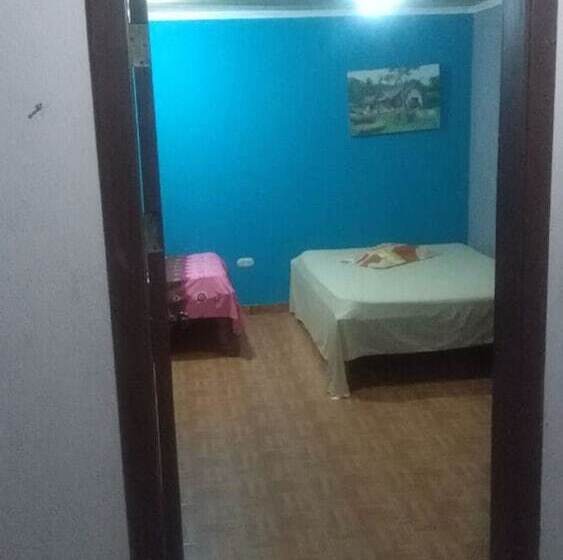 فندق Cabinas Naomy