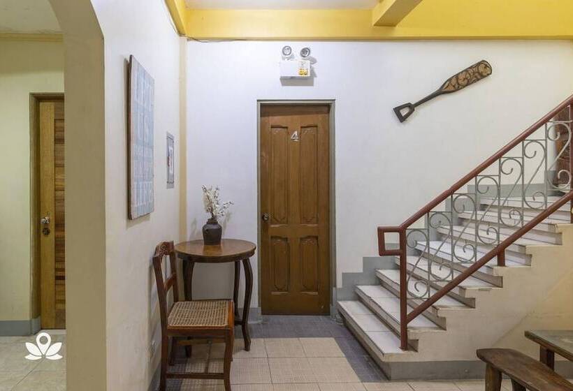 בית מלון כפרי Coffeeswings Lodging House