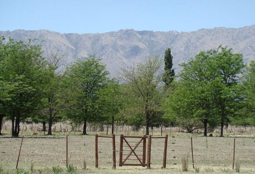 호텔 De Campo Granja El Aromo